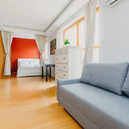 Shortstaypoland Chelmska Apartment